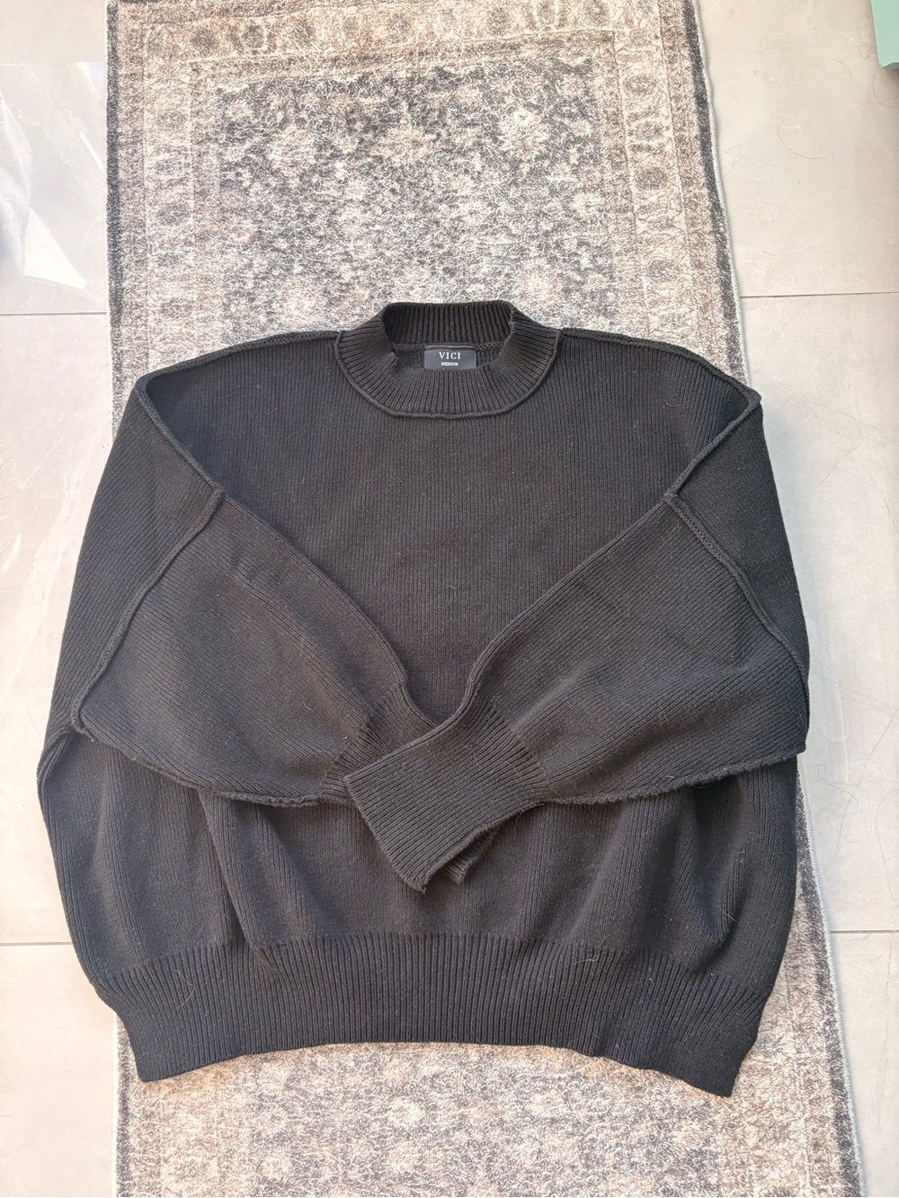 Vici Black Women’s Oversized Crewneck Sweater - Ribbed Trim